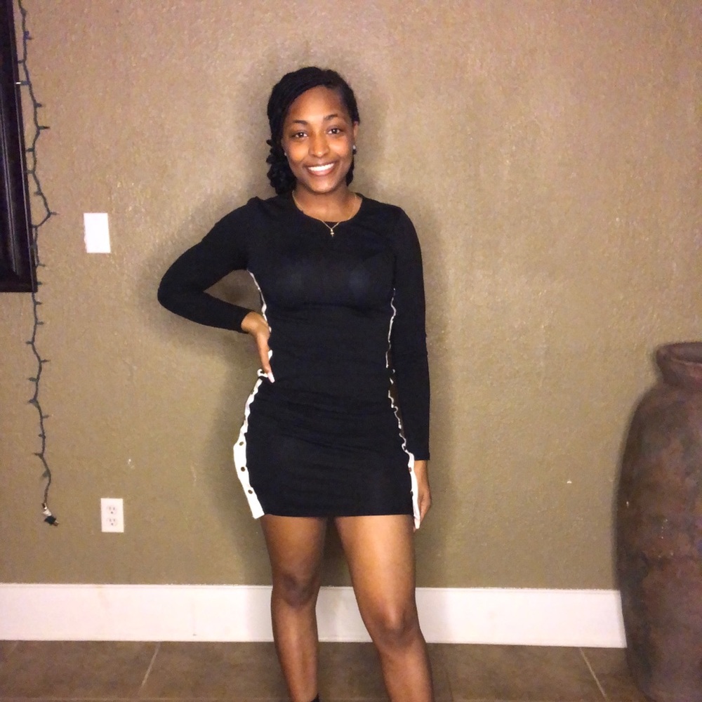 Little Snap Black Dress